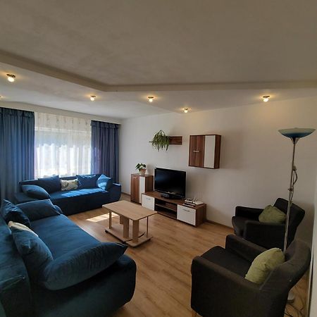 Alia Appartement Oradea Buitenkant foto