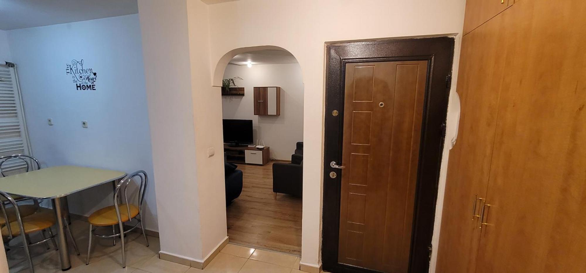 Alia Appartement Oradea Buitenkant foto