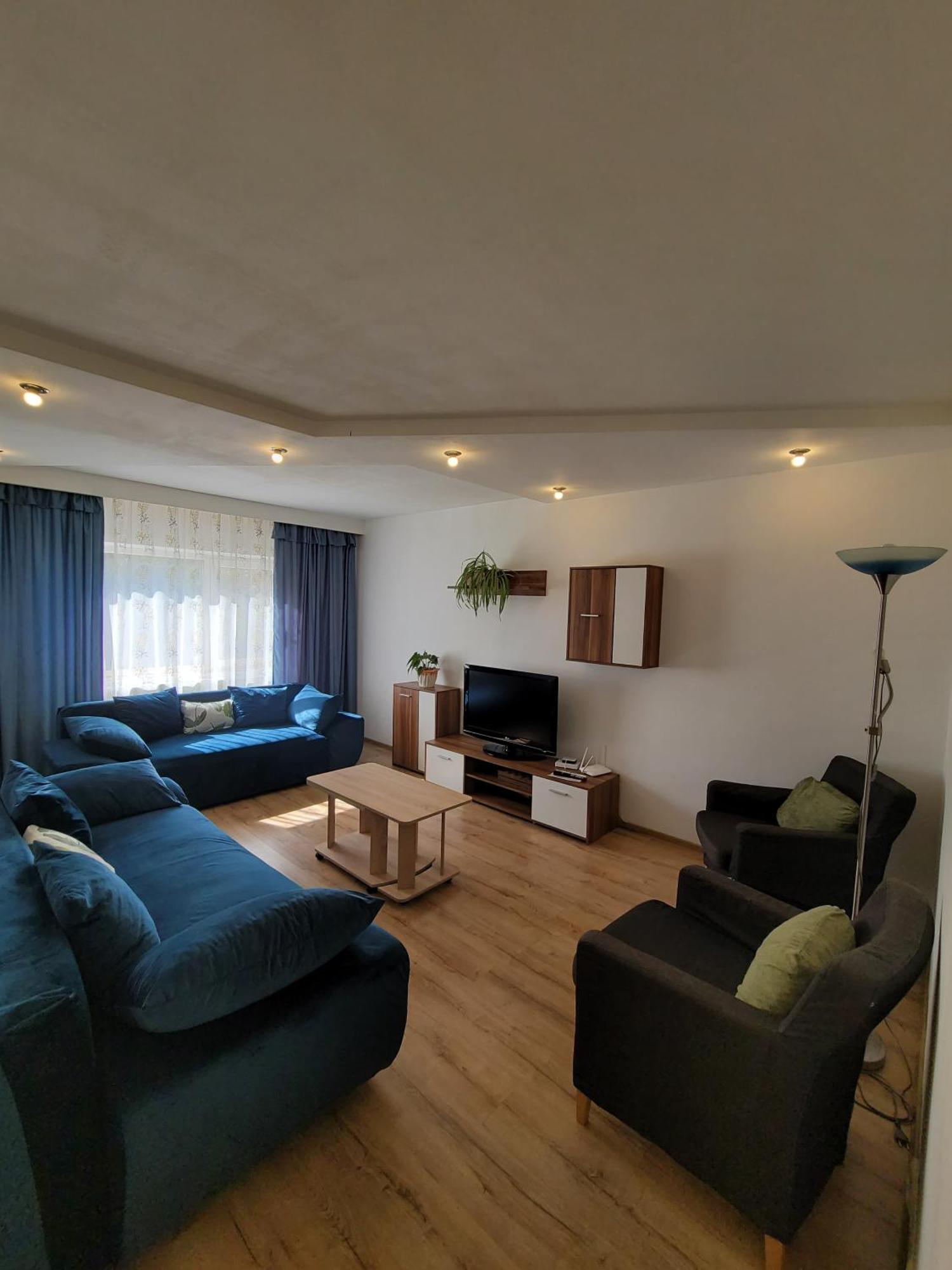 Alia Appartement Oradea Buitenkant foto